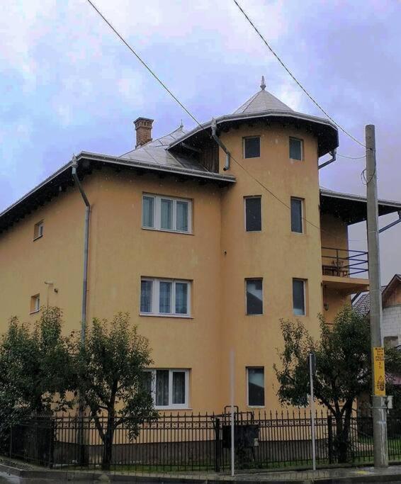 Casa Livia In Inima Bucovinei Villa Gura Humorului Exterior photo